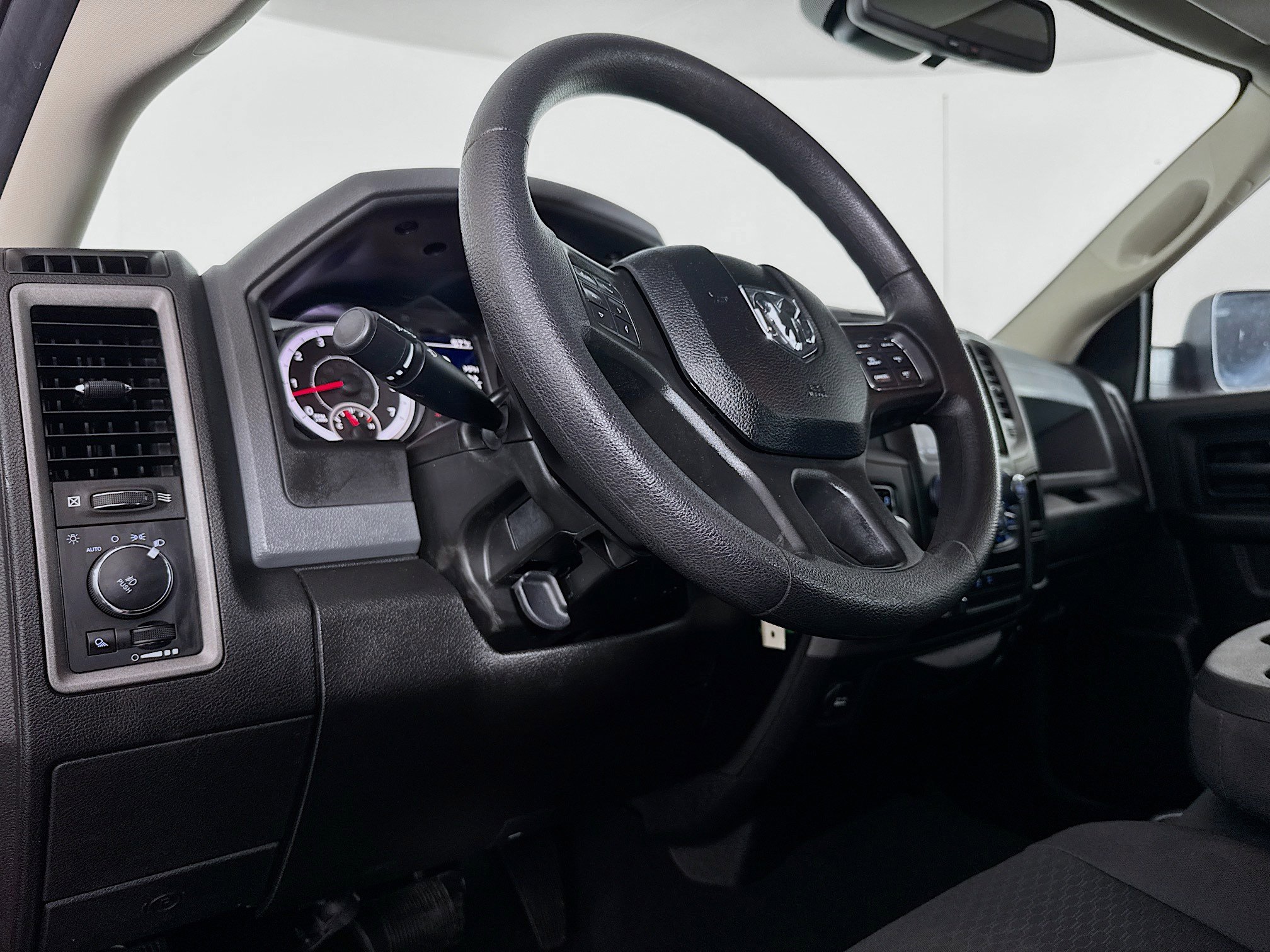 Used 2019 RAM 1500 Express w/ Wheel & Sound Group image 21