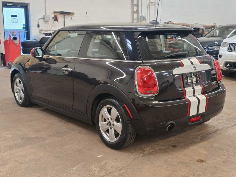 Used 2015 MINI Cooper 2-Door Hardtop FWD image 13