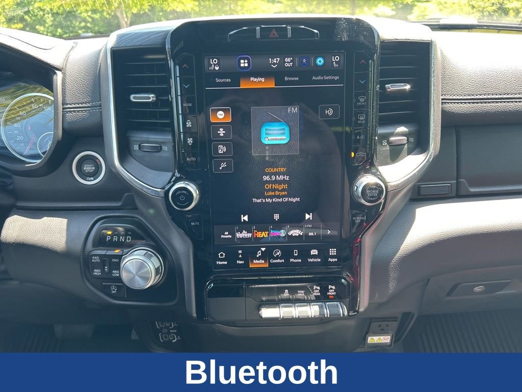 Used 2023 RAM 1500 Laramie AWD/4WD image 16