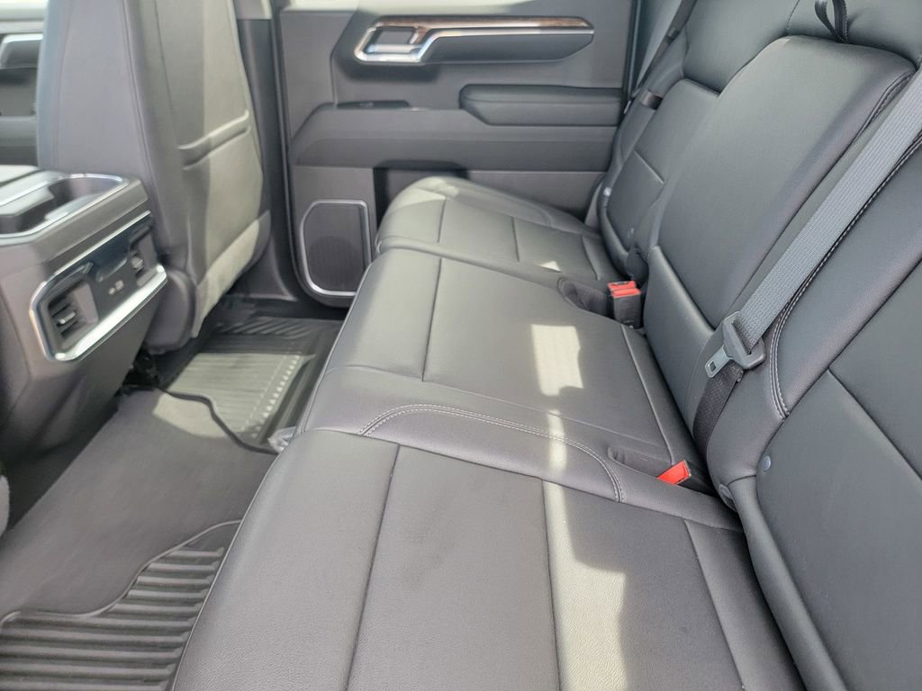 Used 2022 GMC Sierra 1500 Elevation w/ Elevation Premium Package image 17