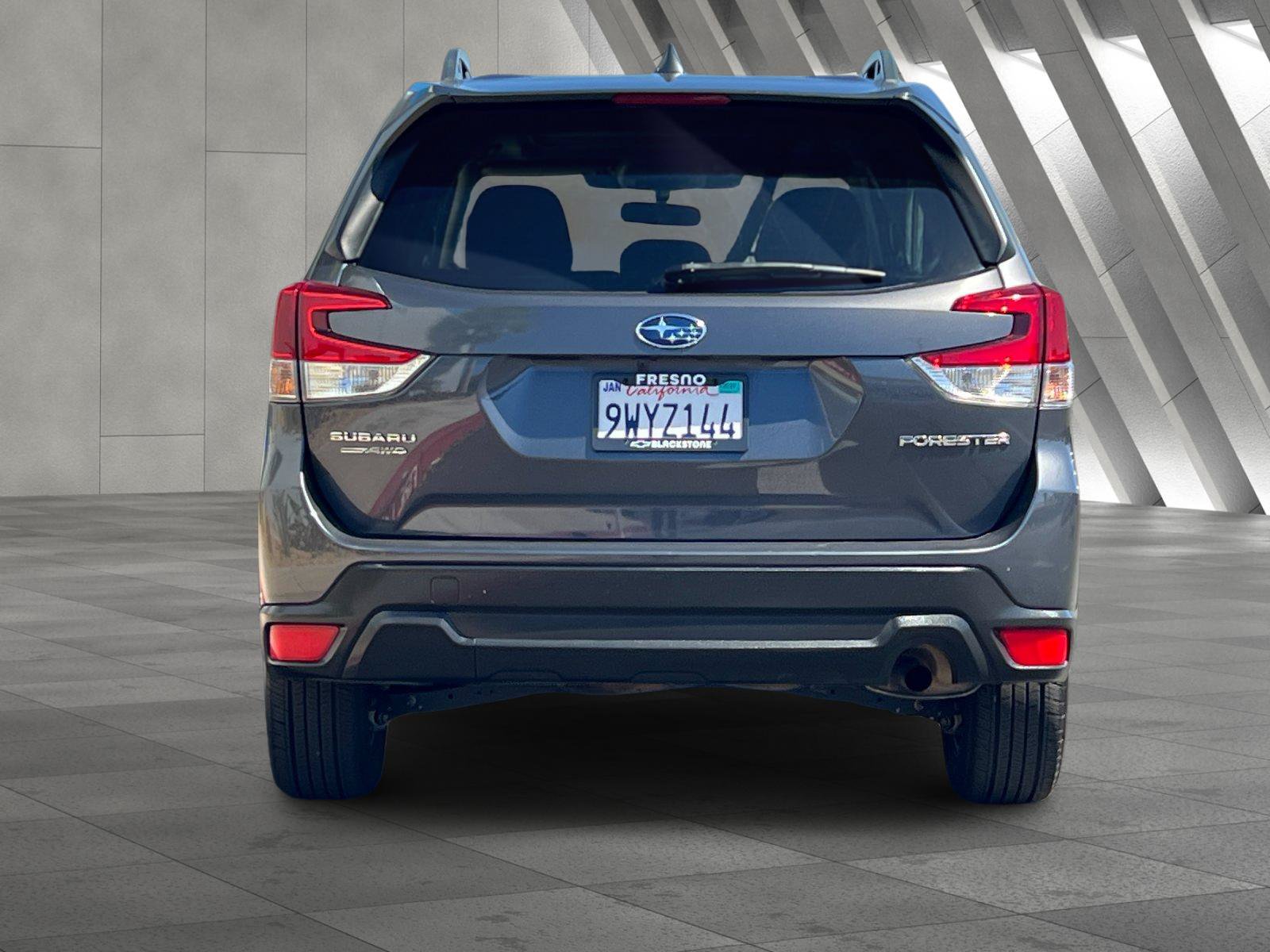 Used 2022 Subaru Forester Premium AWD/4WD image 5