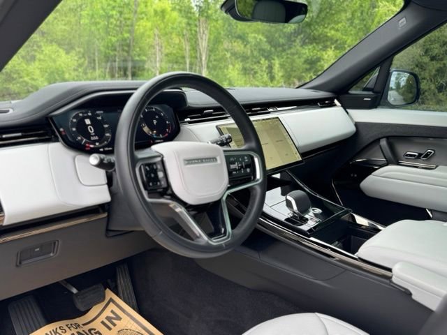 Certified 2025 Land Rover Range Rover Sport SE AWD/4WD image 10