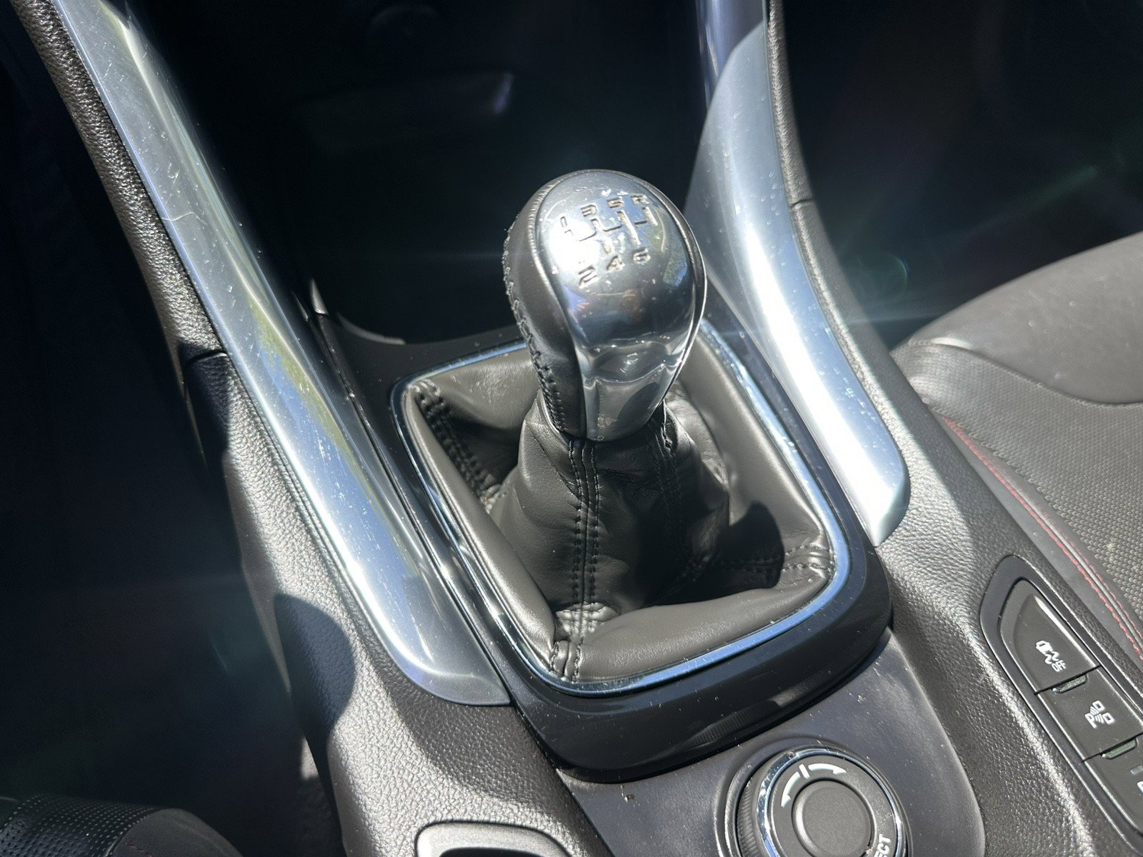 Used 2017 Chevrolet SS RWD image 22
