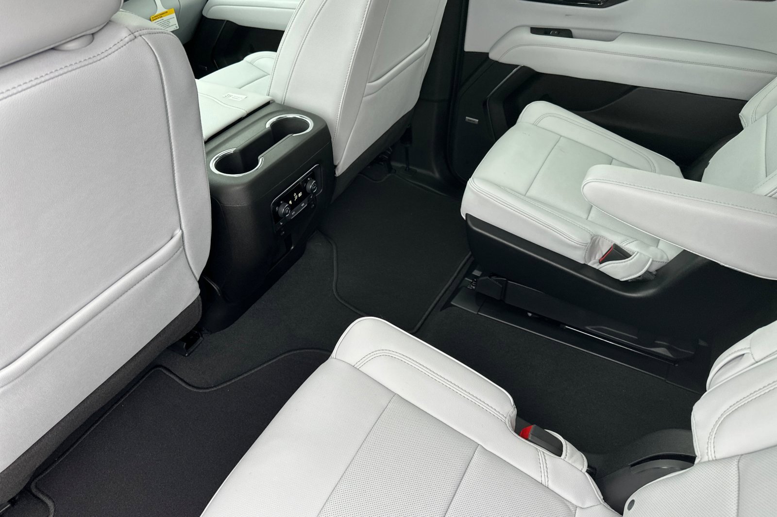 New 2026 Chevrolet Suburban Premier w/ Sun And Tow Package image 13