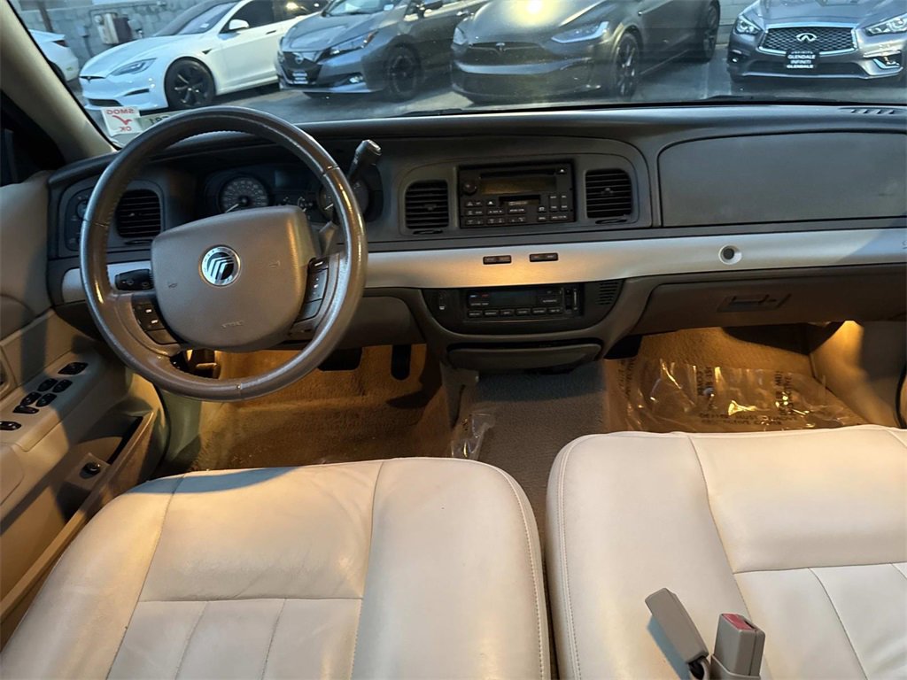 Used 2008 Mercury Grand Marquis LS image 34