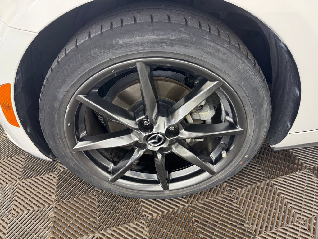 Used 2017 MAZDA MX-5 Miata Grand Touring RWD image 28