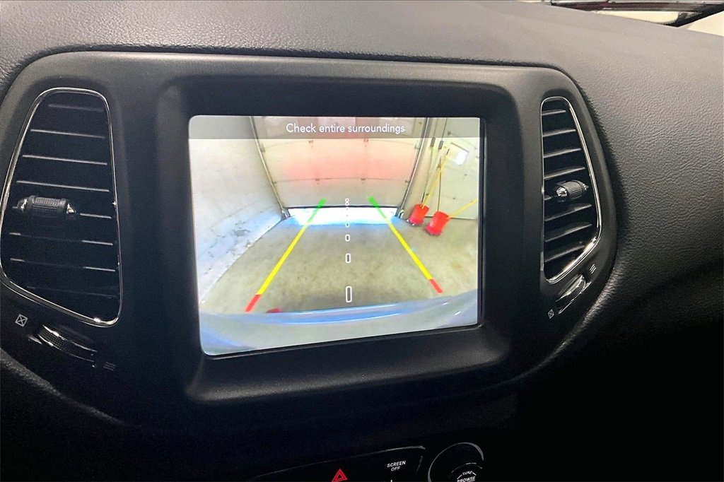 Used 2021 Jeep Compass Trailhawk image 14