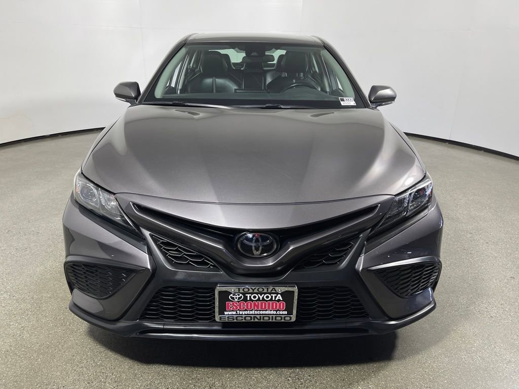 Certified 2022 Toyota Camry SE image 8