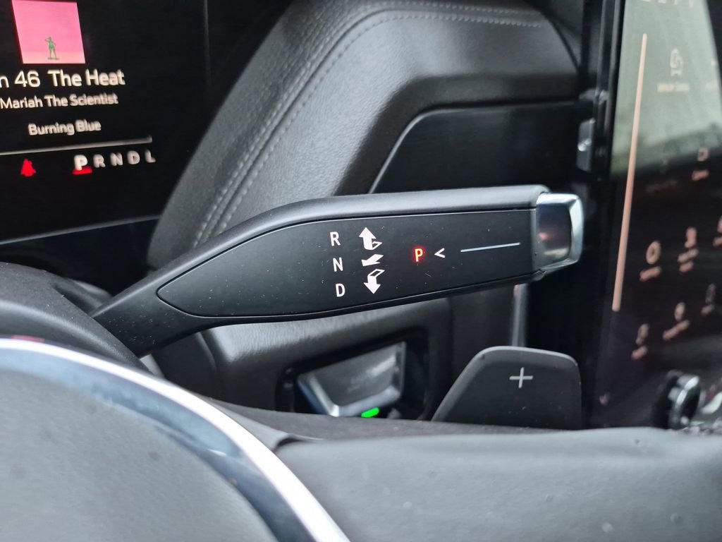 Certified 2025 GMC Yukon Denali RWD image 28