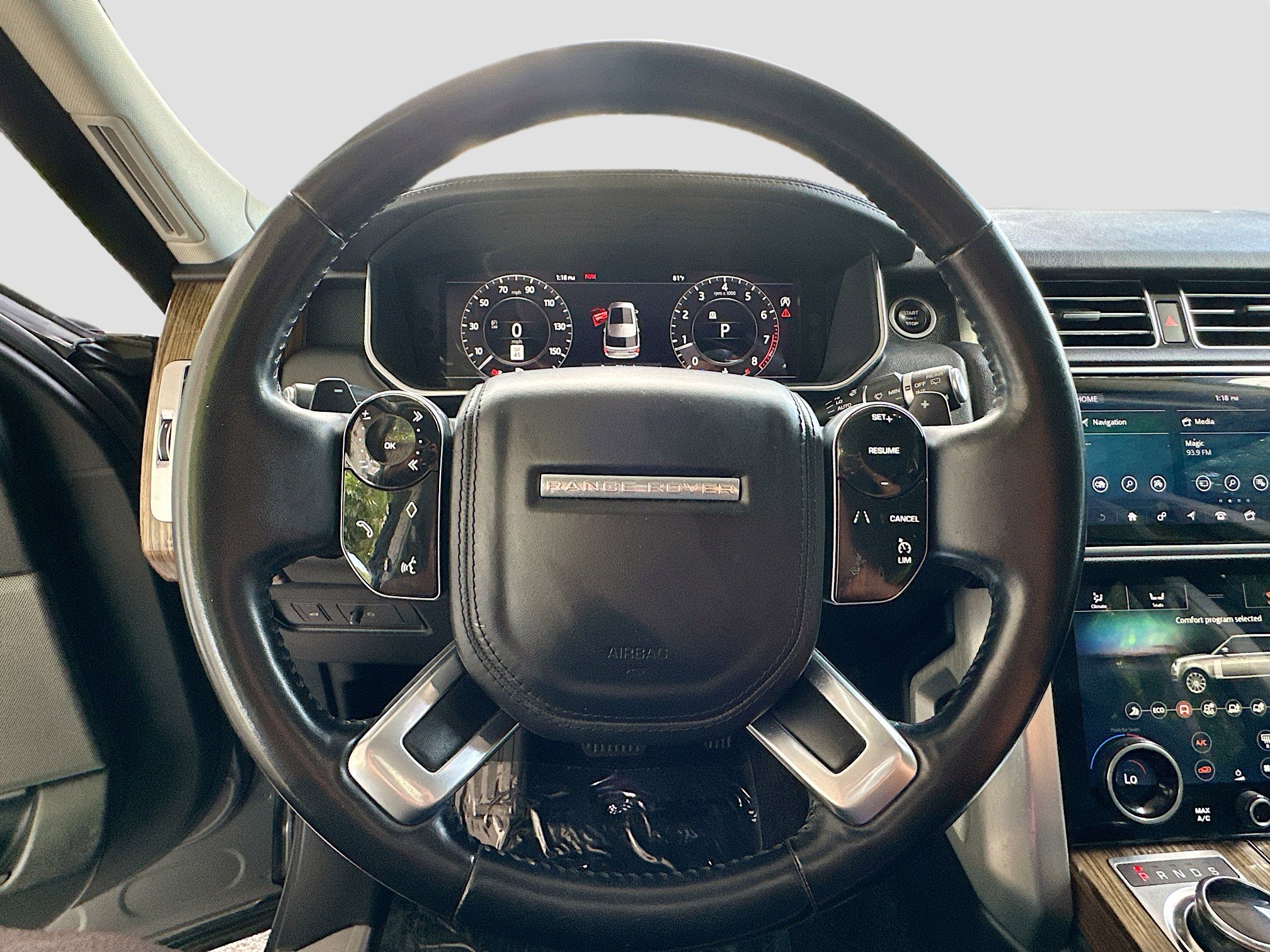Used 2019 Land Rover Range Rover AWD/4WD image 11