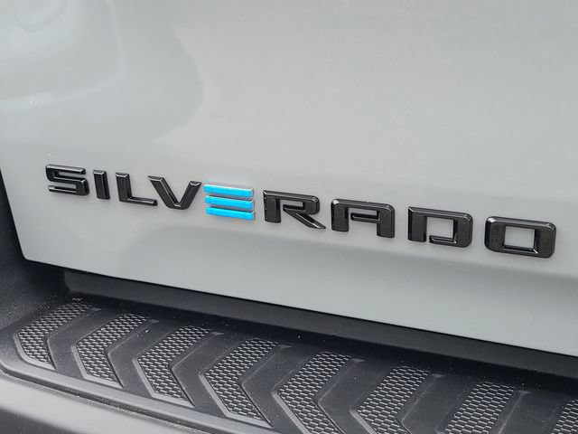 New 2026 Chevrolet Silverado EV LT w/ Plus Package AWD/4WD image 7