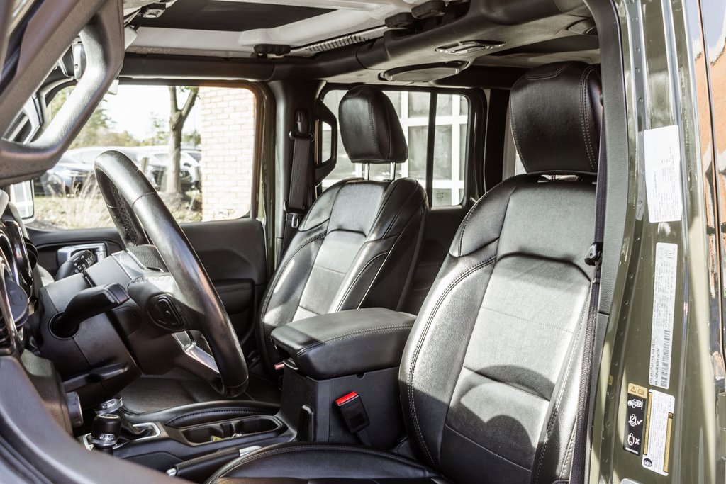 Used 2022 Jeep Wrangler Unlimited Sahara image 6