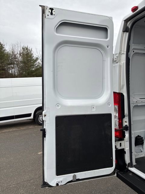 Used 2025 RAM ProMaster 2500 w/ Convenience Group image 22