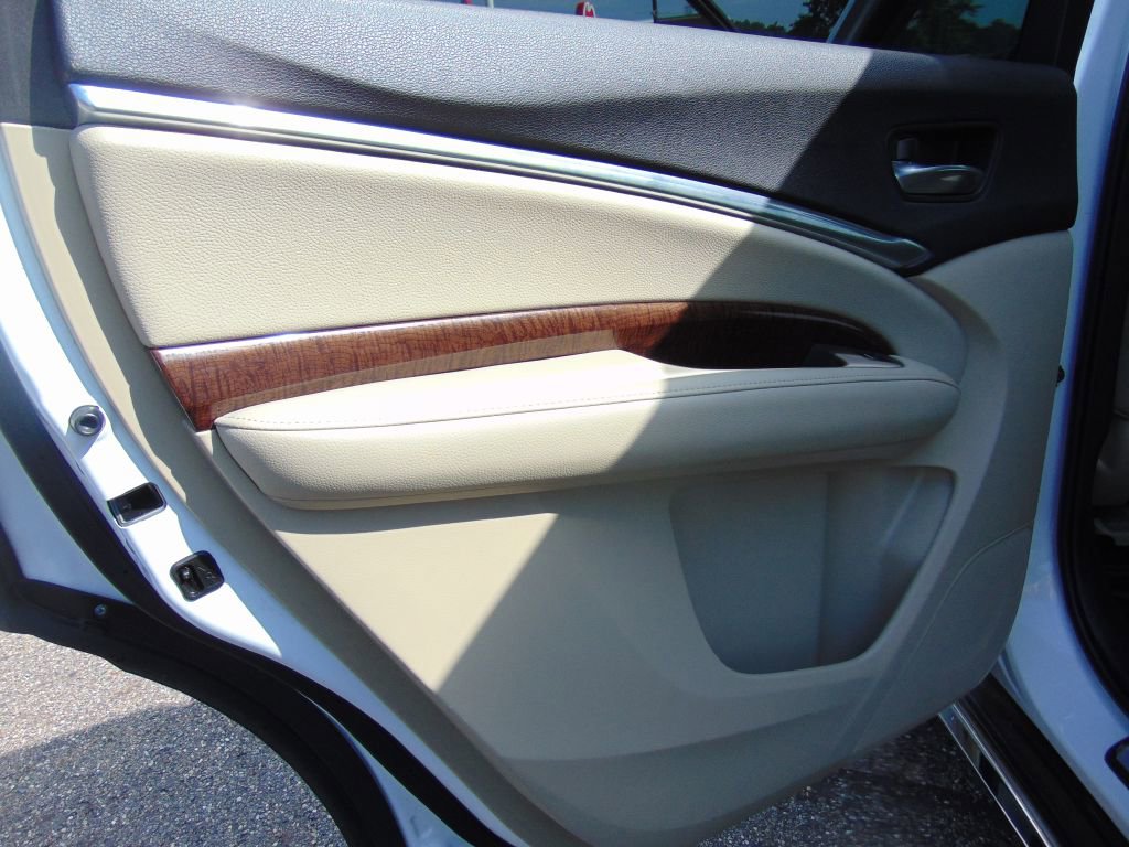 Used 2018 Acura MDX SH-AWD w/ Technology Package image 26