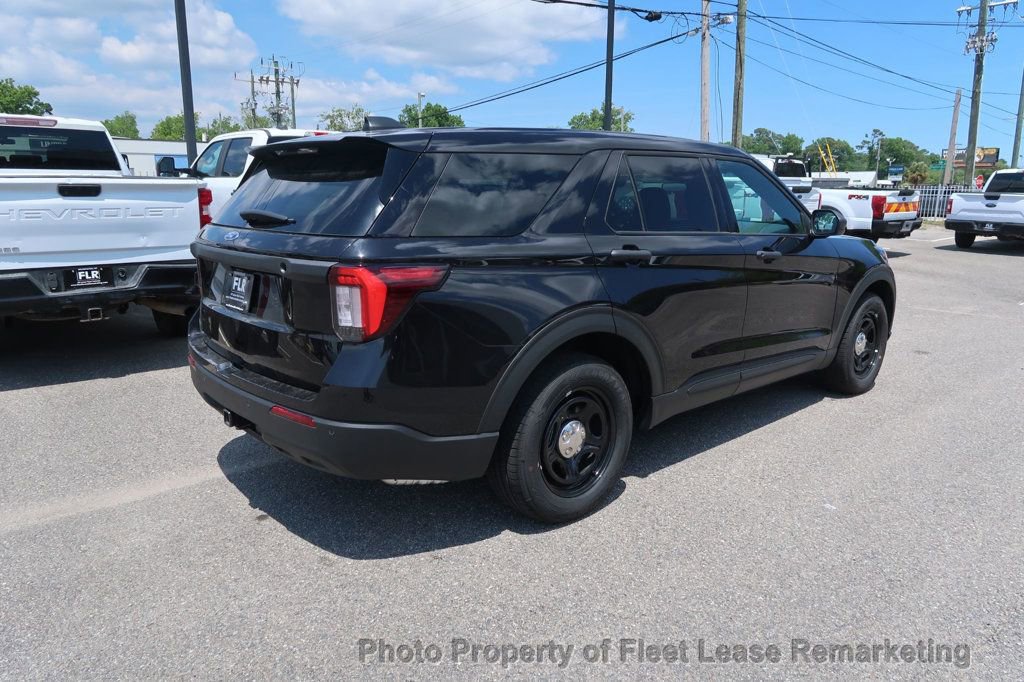 Used 2025 Ford Explorer 4WD Police Interceptor image 5