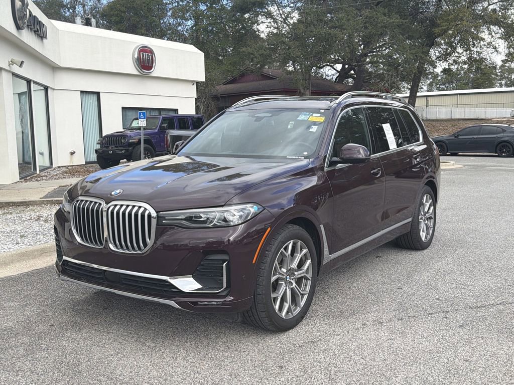 Used 2022 BMW X7 xDrive40i w/ Executive Package image 9