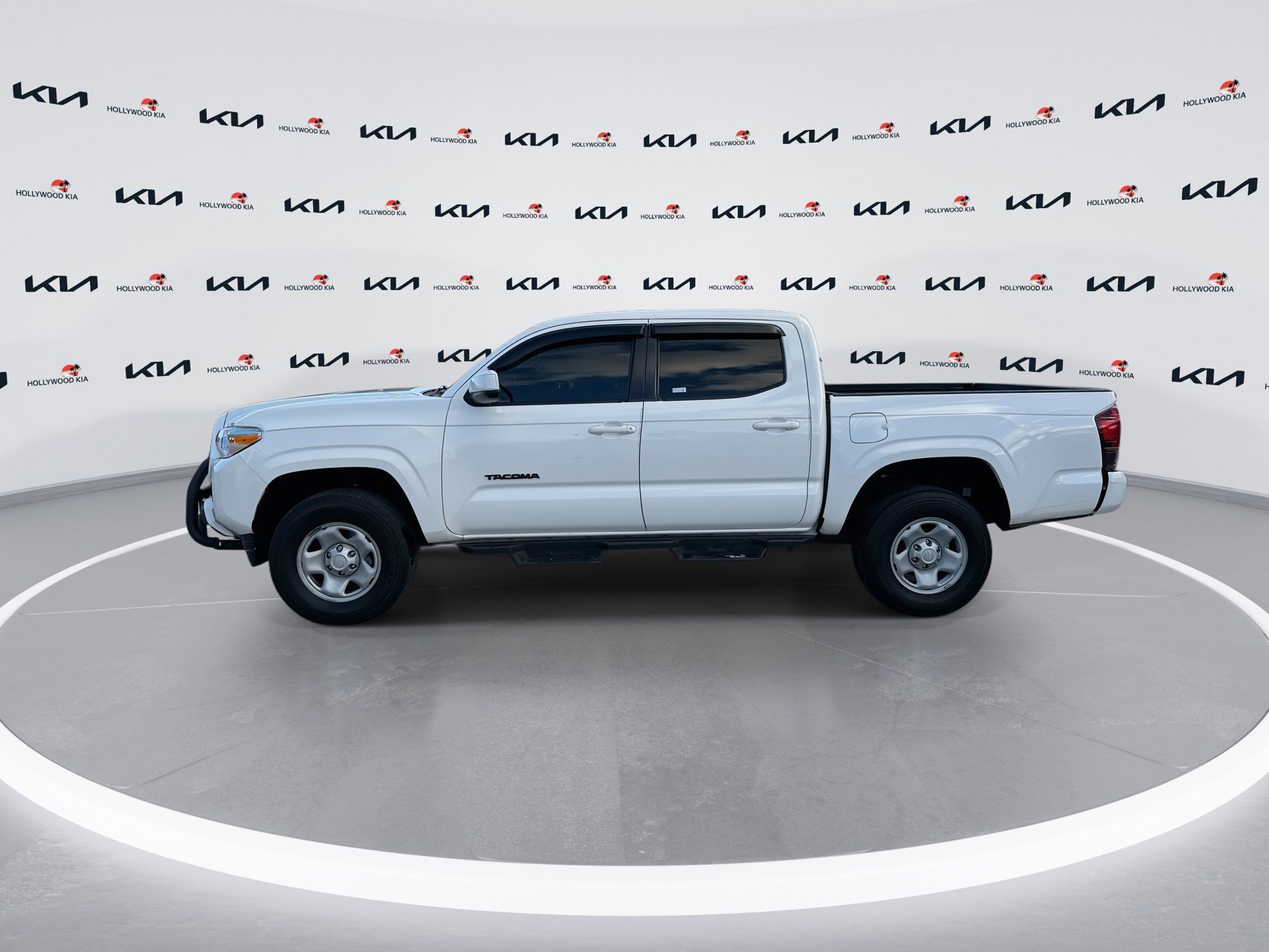 Used 2021 Toyota Tacoma SR w/ SR Convenience Package RWD image 5