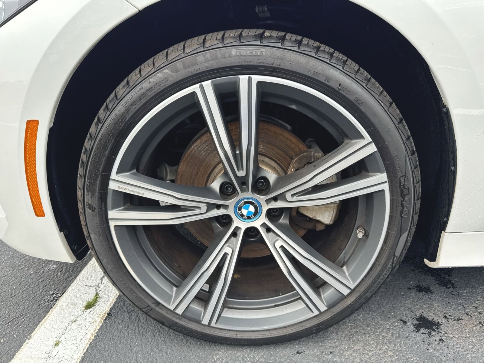 Used 2023 BMW 330e xDrive w/ Driving Assistance Package image 7