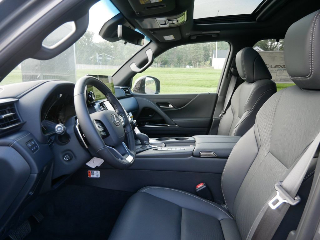 New 2026 Lexus LX 700h Luxury w/ Appearance Package AWD/4WD image 9