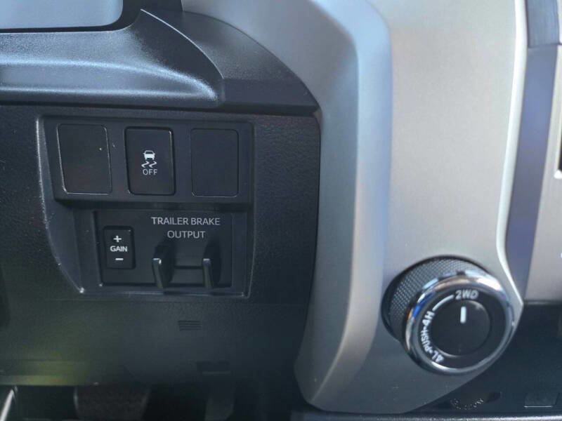 Used 2018 Toyota Tundra SR5 image 21