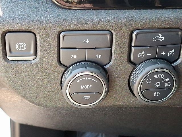 Certified 2025 Chevrolet Silverado 2500 LT w/ Convenience Package image 20