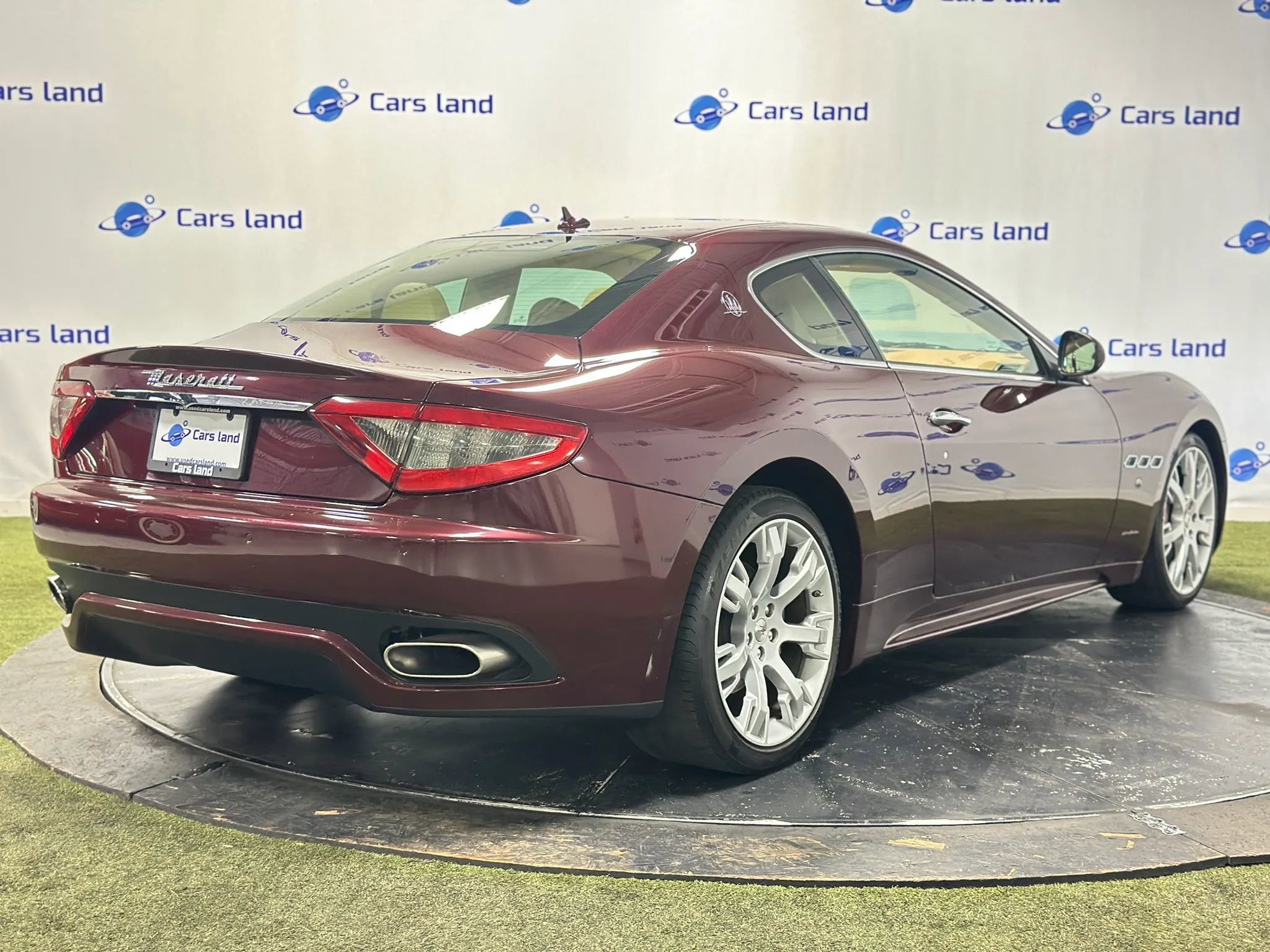 Used 2013 Maserati GranTurismo Sport RWD image 3