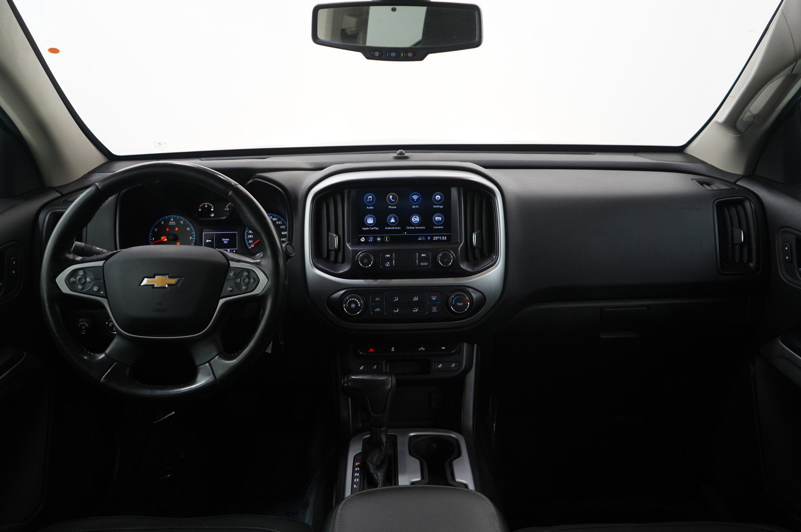 Used 2021 Chevrolet Colorado LT w/ LT Convenience Package image 9