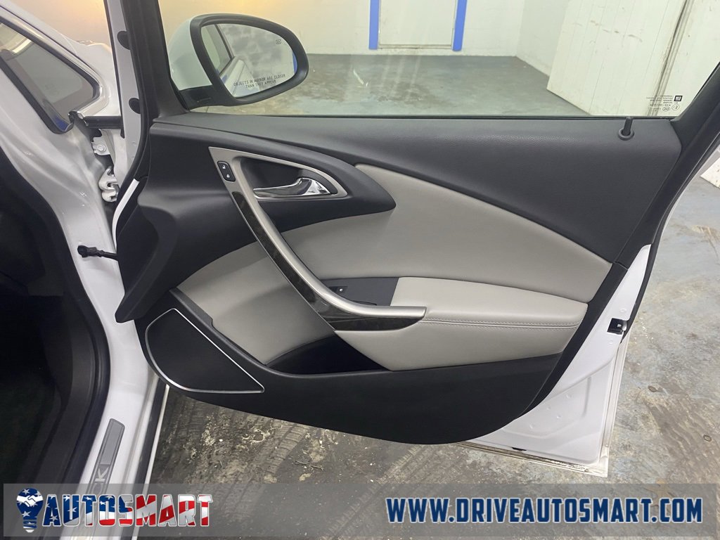 Used 2016 Buick Verano Sport Touring image 18