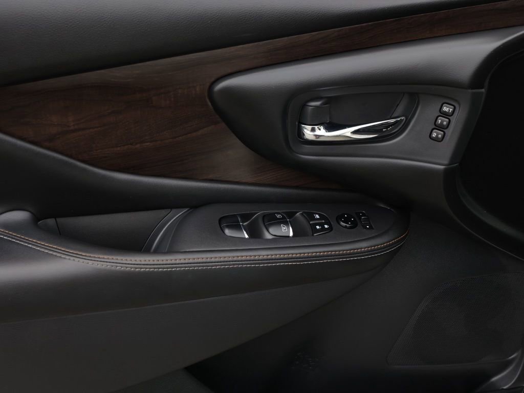 Used 2023 Nissan Murano Platinum w/ Cargo Package image 24