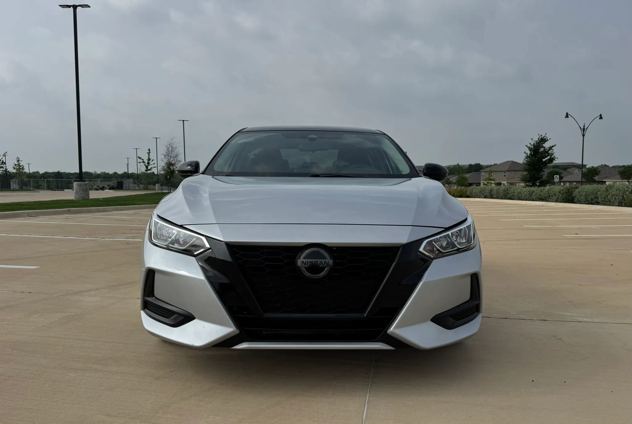 Used 2023 Nissan Sentra SV FWD image 2