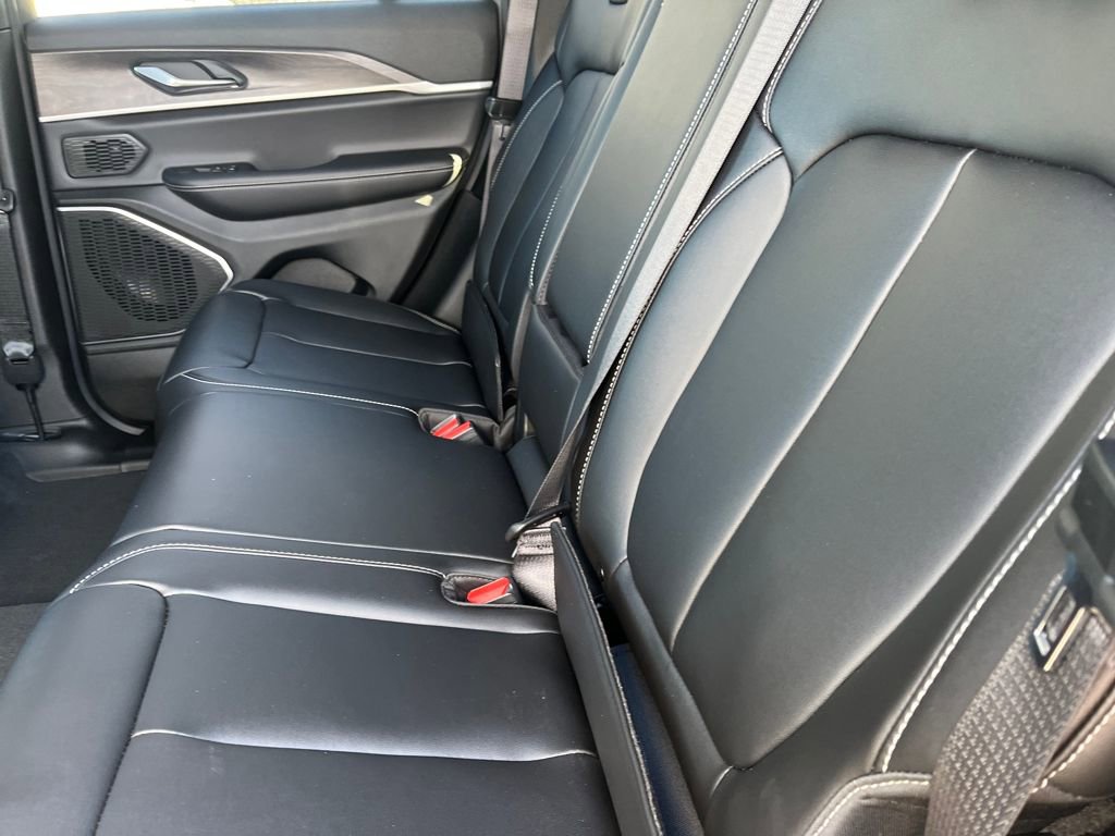 New 2026 Jeep Grand Cherokee Limited image 27