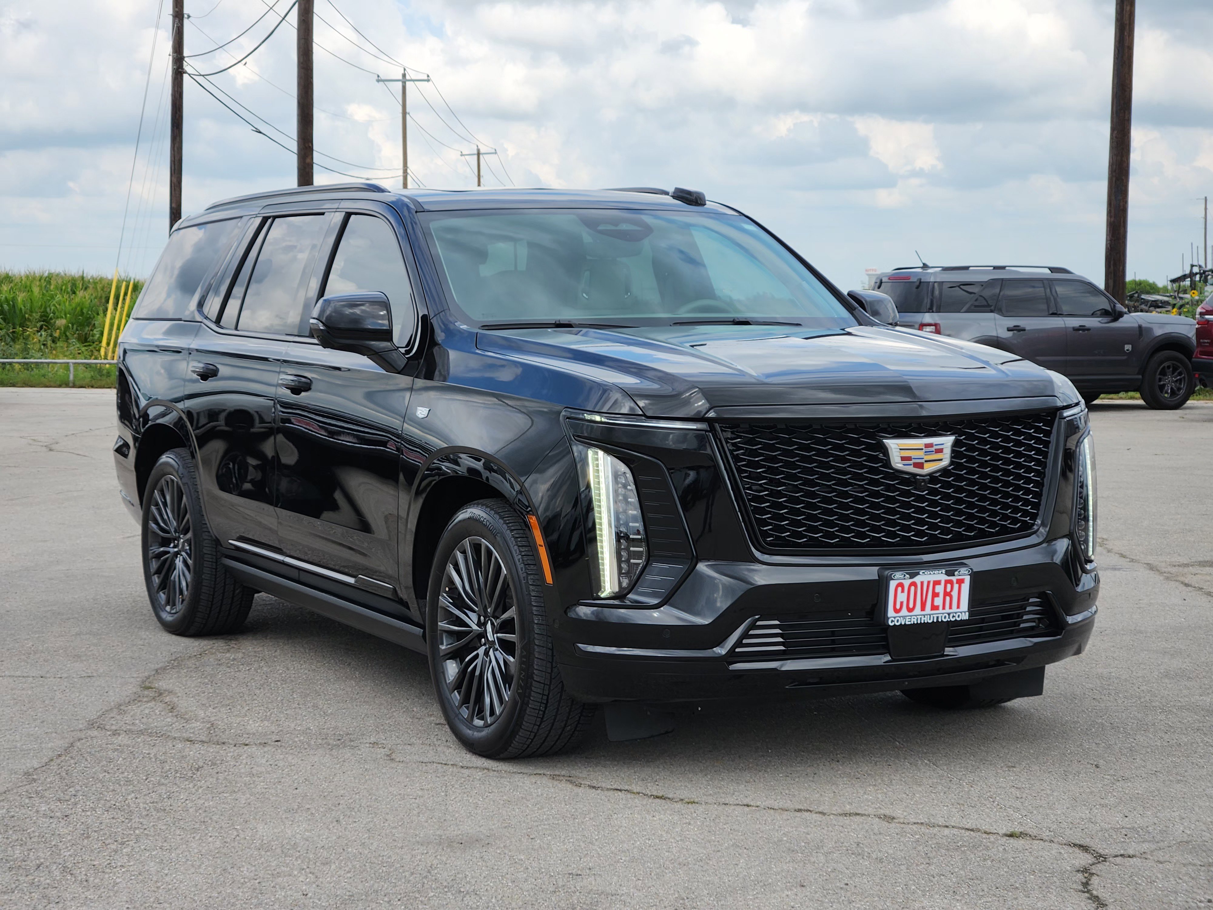 Used 2025 Cadillac Escalade Sport Platinum AWD/4WD image 3