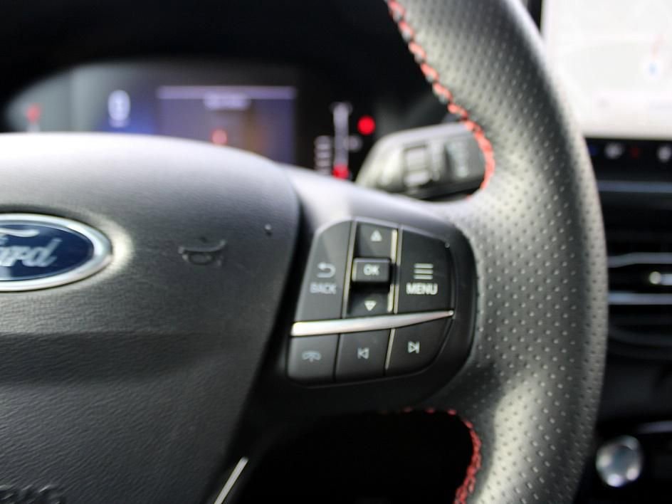 Used 2024 Ford Escape ST-Line w/ Tech Pack #1 image 16