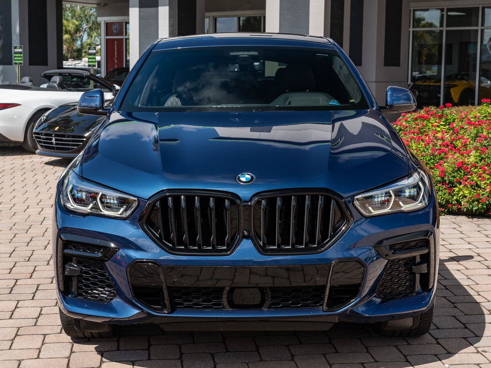 Used 2022 BMW X6 M50i w/ Executive Package AWD/4WD image 22