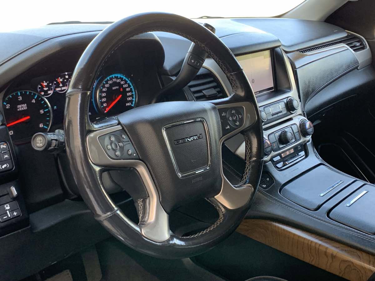 Used 2020 GMC Yukon XL Denali image 14