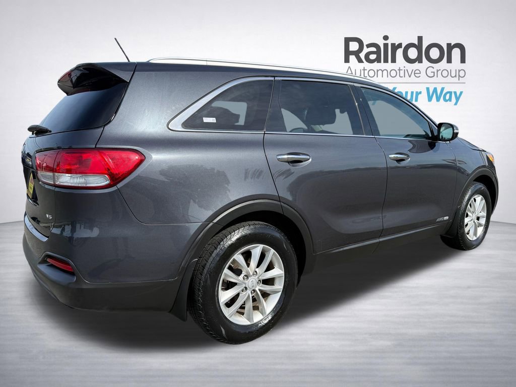 Used 2018 Kia Sorento LX AWD/4WD image 8