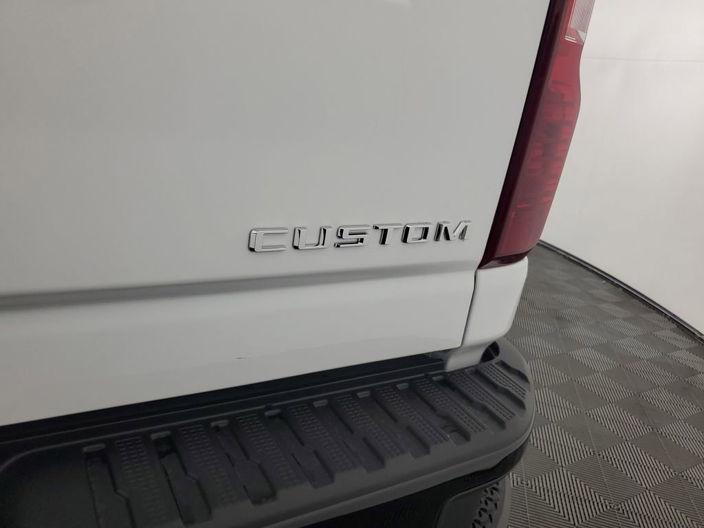 New 2026 Chevrolet Silverado 2500 Custom image 32