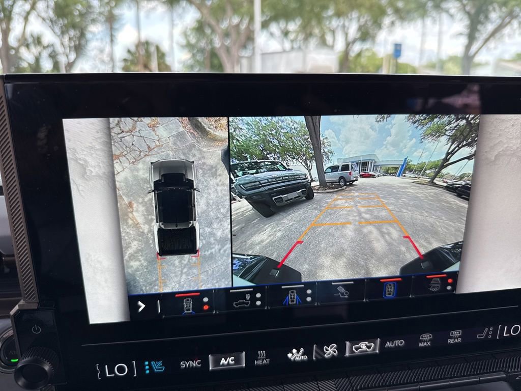 Used 2025 GMC Hummer EV 3X AWD/4WD image 36