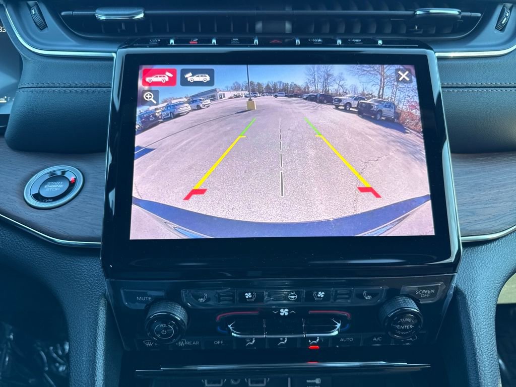 New 2025 Jeep Grand Cherokee L Summit w/ Obsidian Package image 38