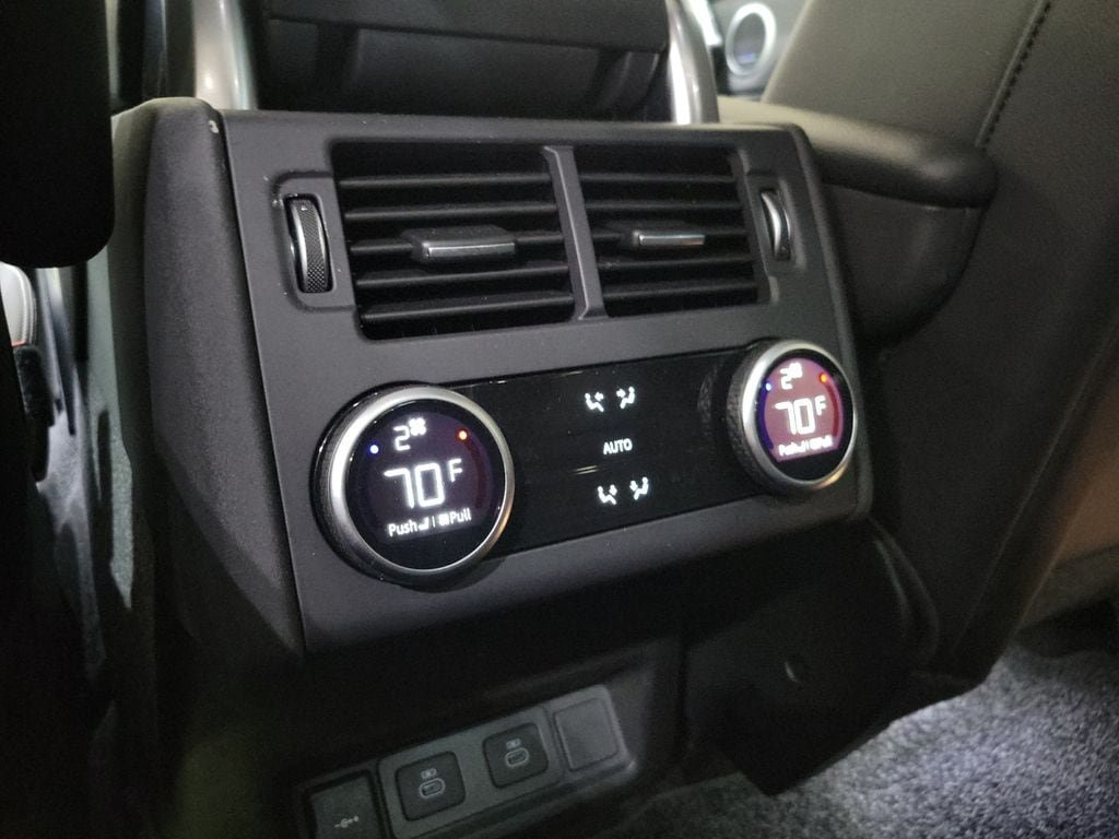 New 2026 Land Rover Discovery S AWD/4WD image 23