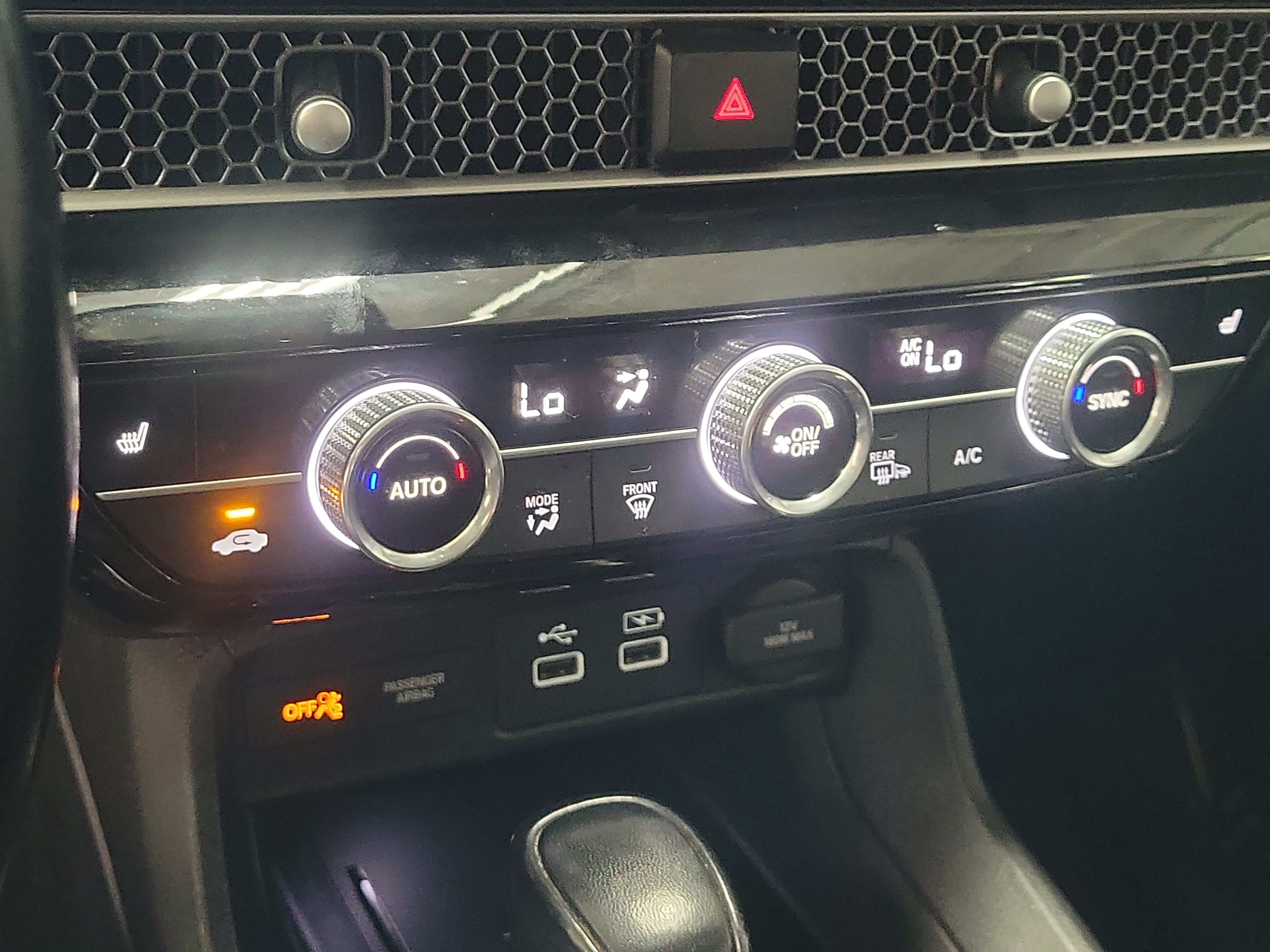 Used 2022 Honda Civic Touring image 33