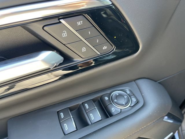 New 2026 Chevrolet Suburban High Country AWD/4WD image 13