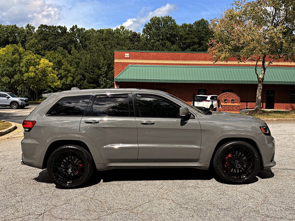 Used 2020 Jeep Grand Cherokee SRT AWD/4WD image 4