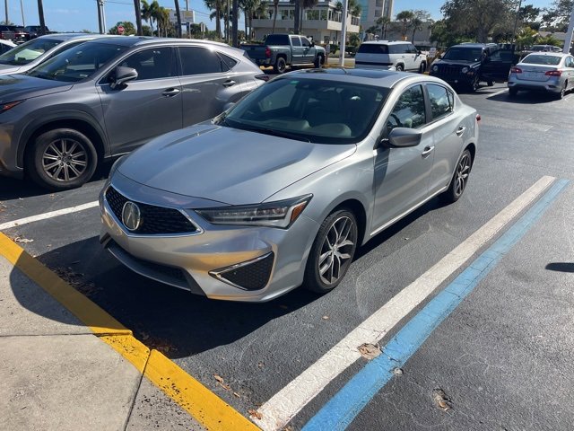 Used 2020 Acura ILX Premium Package image 4