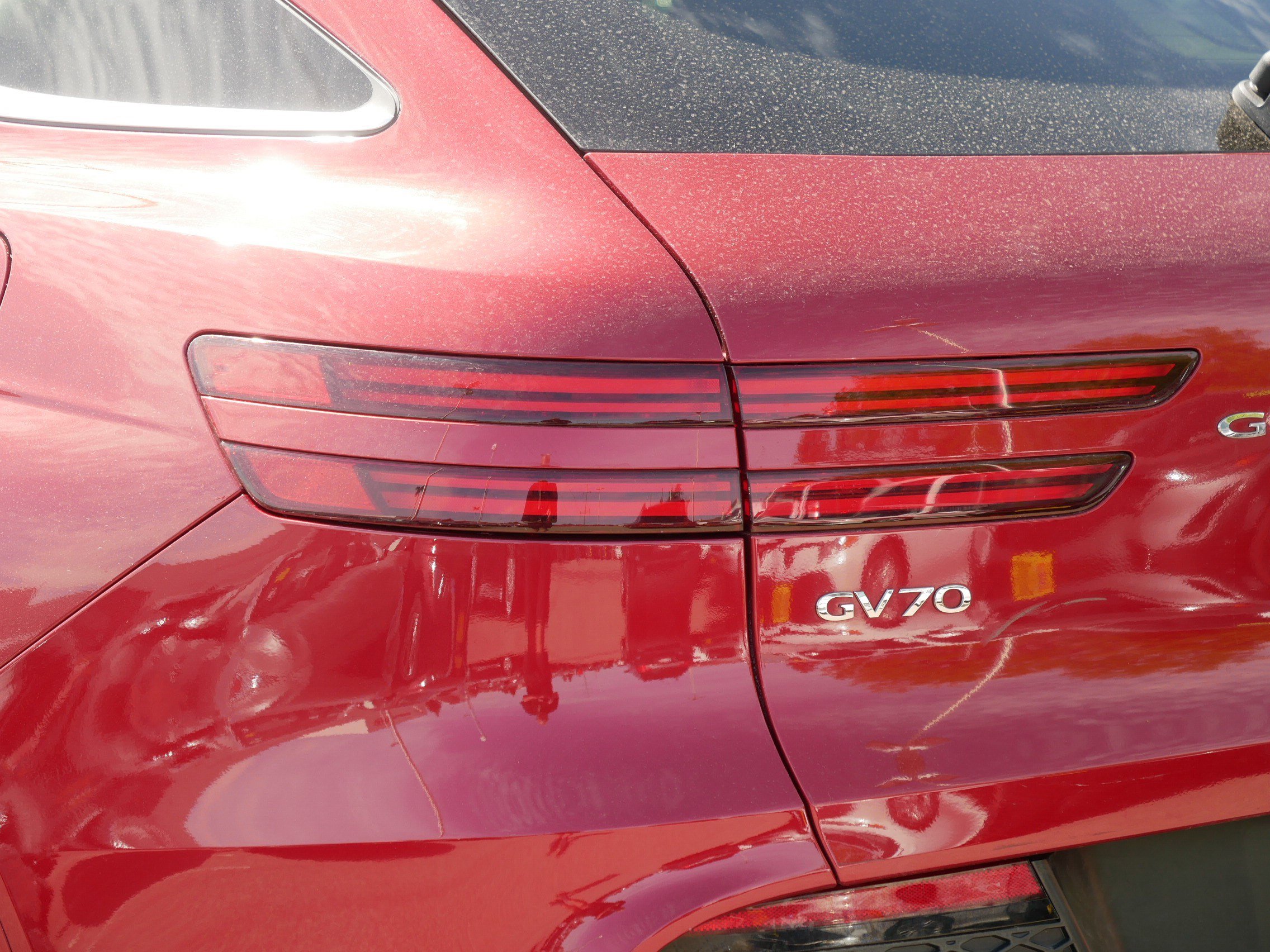 Used 2022 Genesis GV70 2.5T AWD/4WD image 17