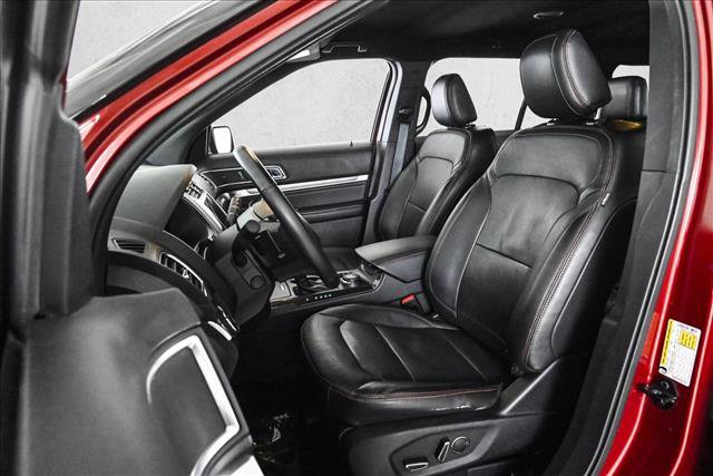 Used 2018 Ford Explorer Sport w/ Equipment Group 401A image 17