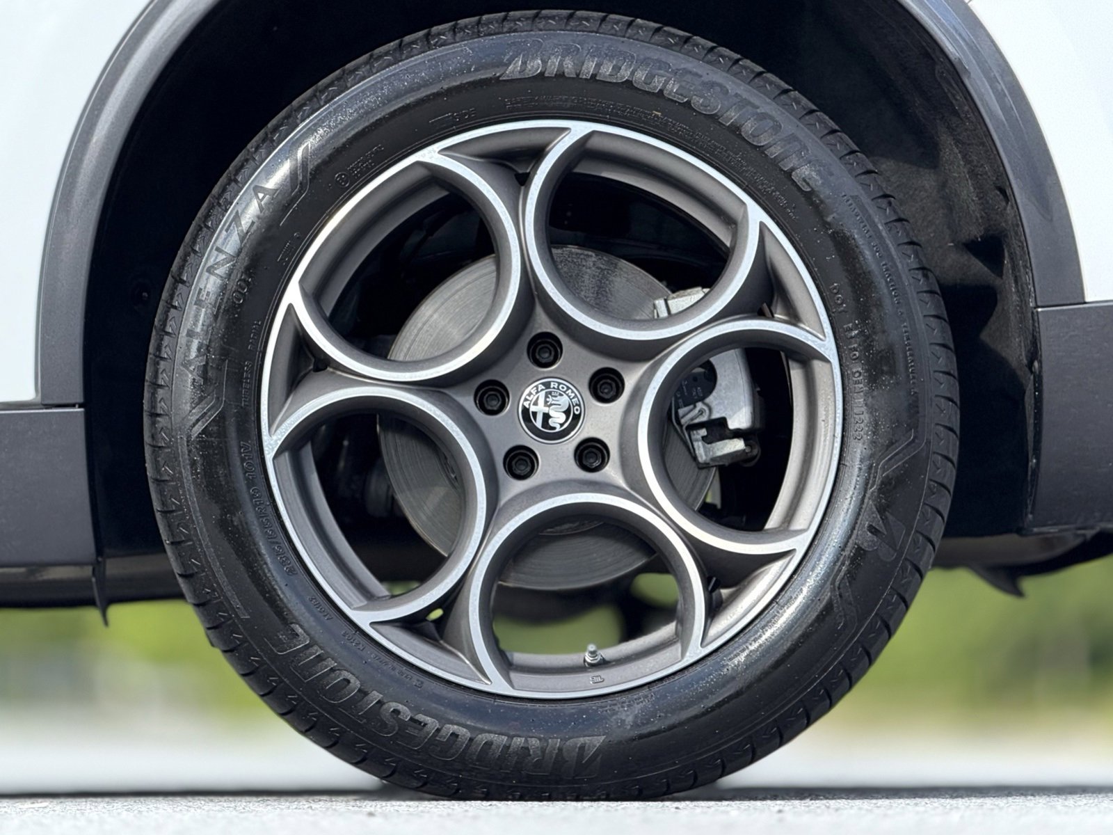 Used 2022 Alfa Romeo Stelvio Ti image 18