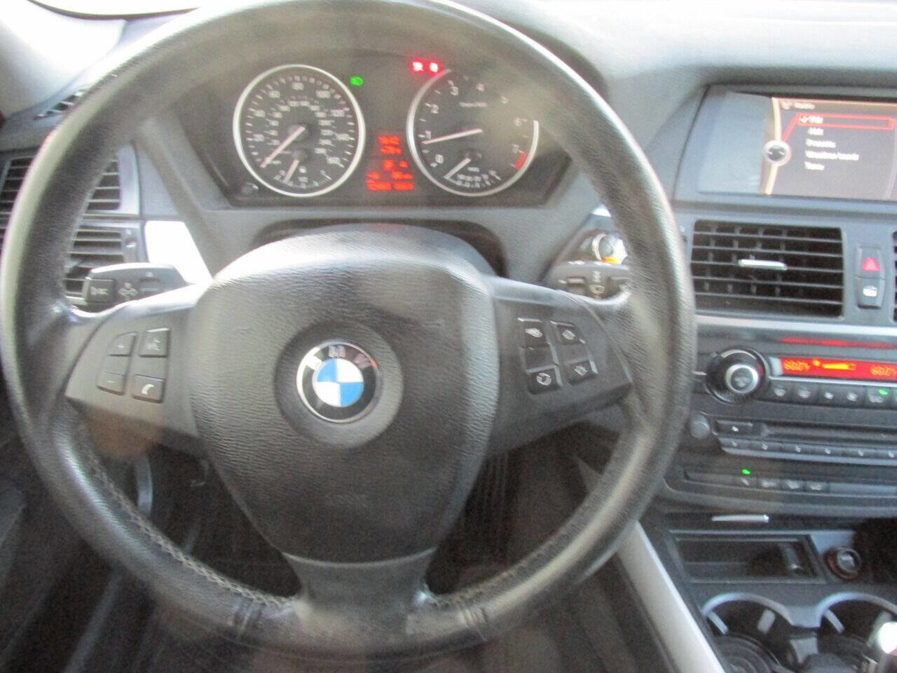 Used 2012 BMW X5 xDrive35i image 17