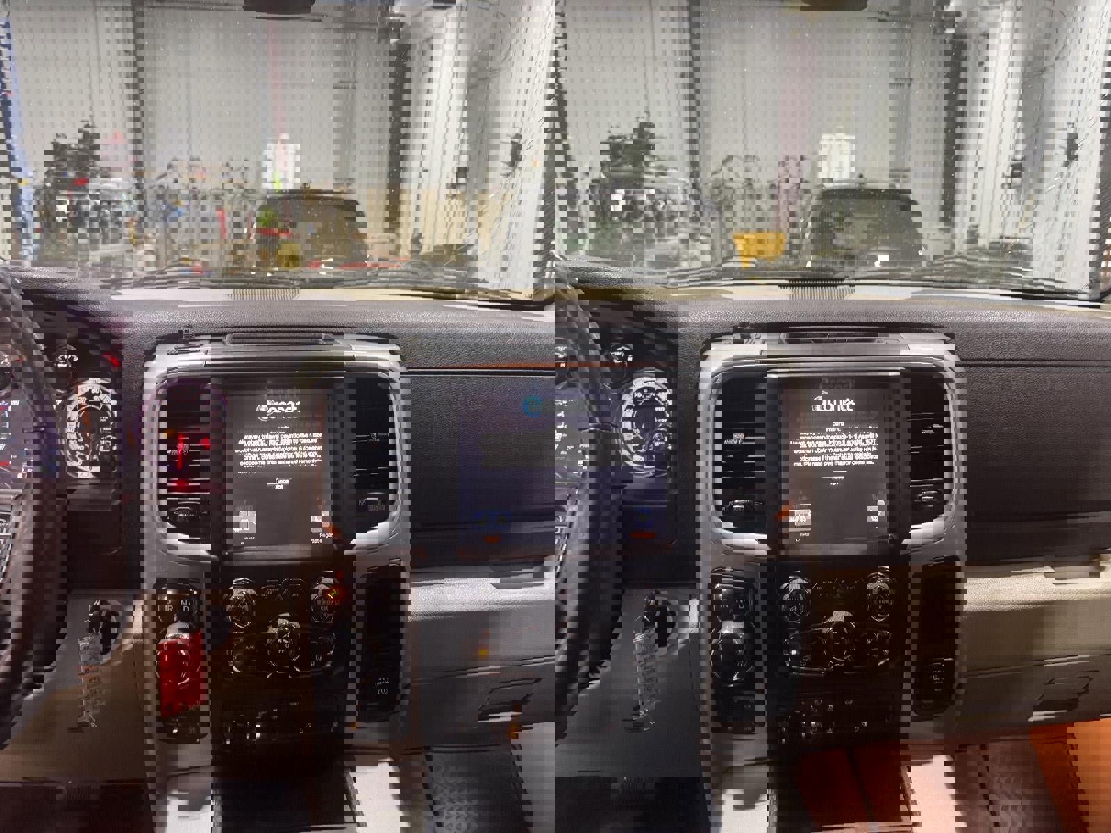 Used 2015 RAM 1500 Outdoorsman image 14