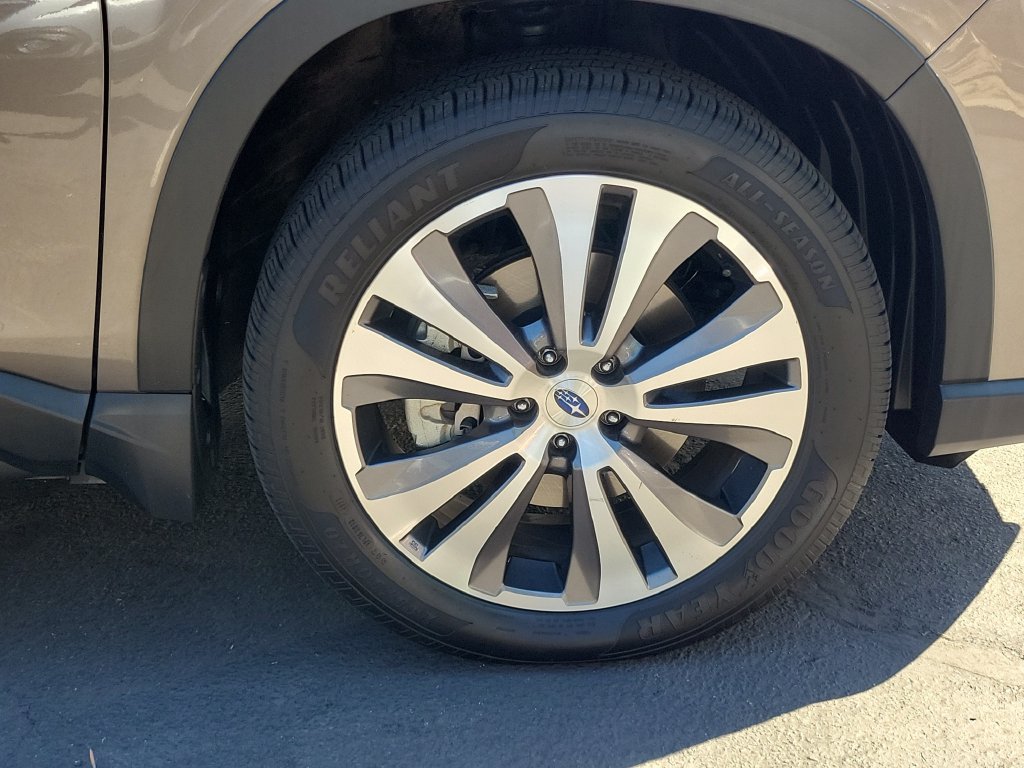 Used 2021 Subaru Ascent Limited w/ Technology Package AWD/4WD image 8